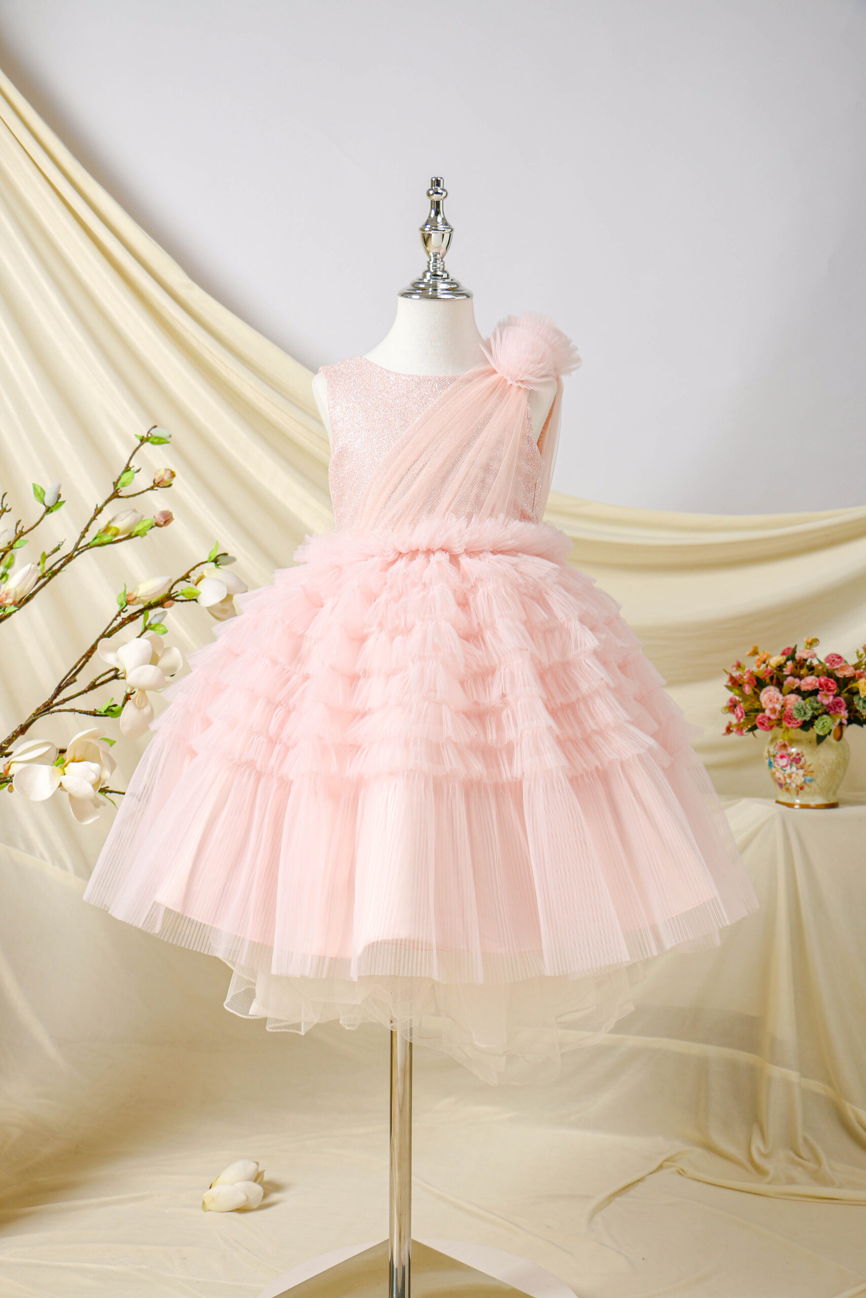 Style L1092 Princess Daliana