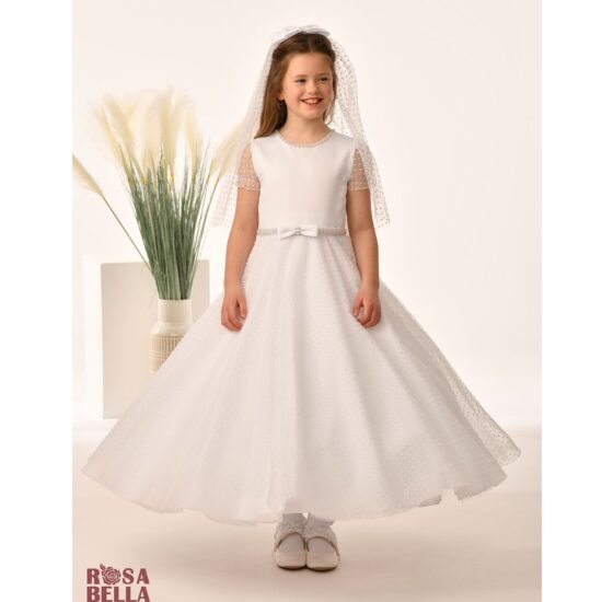 Sweetie Pie Communion dress with plumeti tulle details and elegance.”